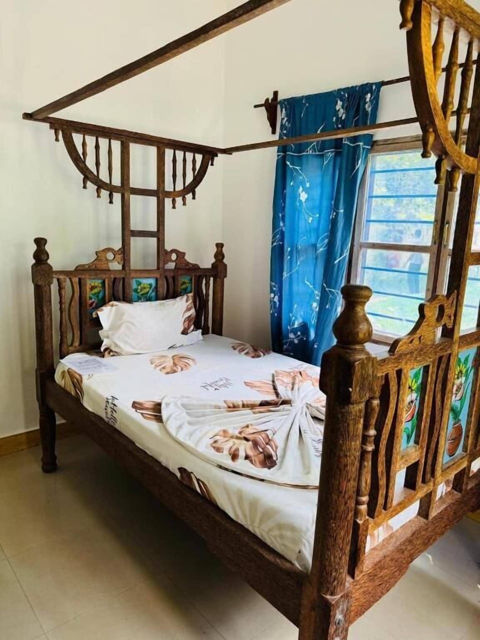 Basic Single Room, Balcony, City View | WiFi (free)