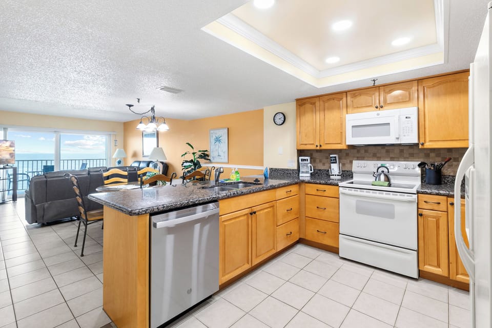 Full Kitchen