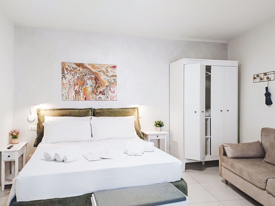 Furniture, Bed, Interior Design, Bedroom, Floor, Flooring, Bed Sheet, Wood, Bedding, Apartment