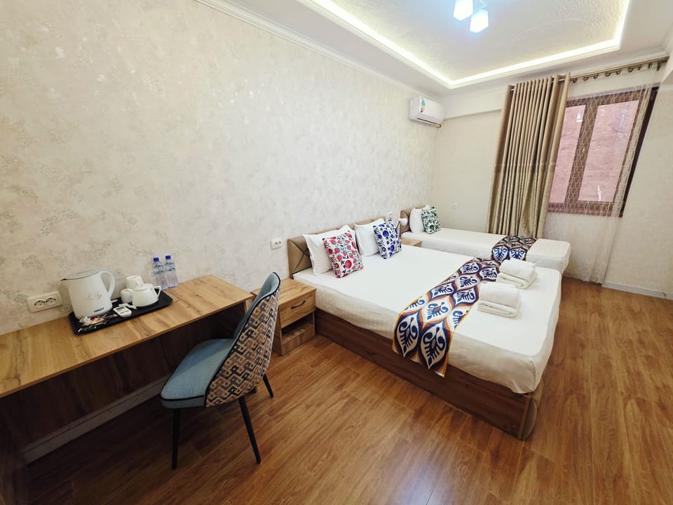 Family Triple Room | Desk, laptop workspace, WiFi (free)