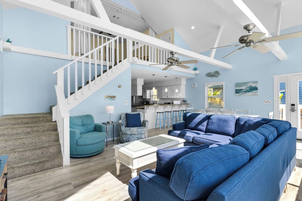 View of living room & kitchen