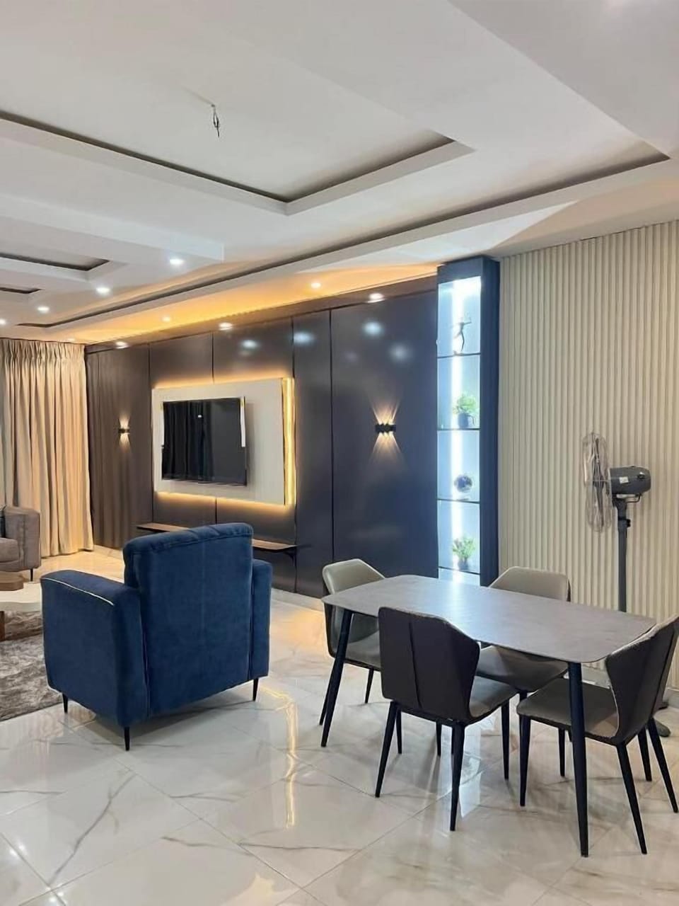 Apartment, Balcony, City View | Dining