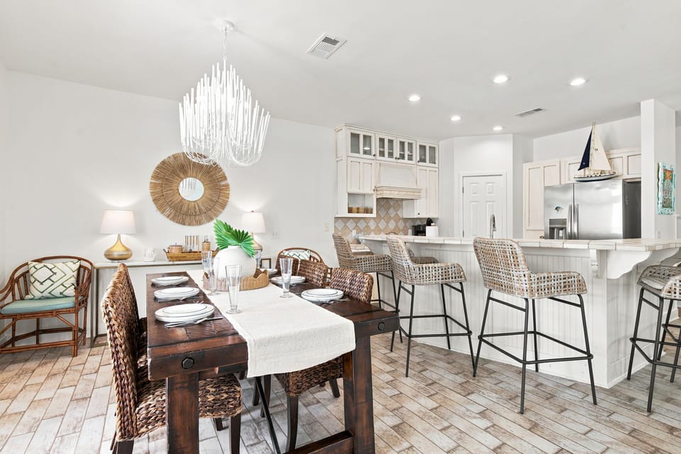 Dining Table for 6 & Barstools for the Island