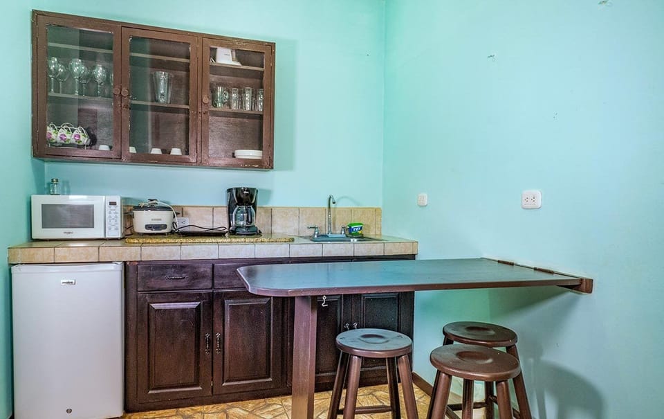 Family Apartment, 2 Bedrooms, Garden View | Private kitchen | Fridge, microwave, stovetop, dishwasher