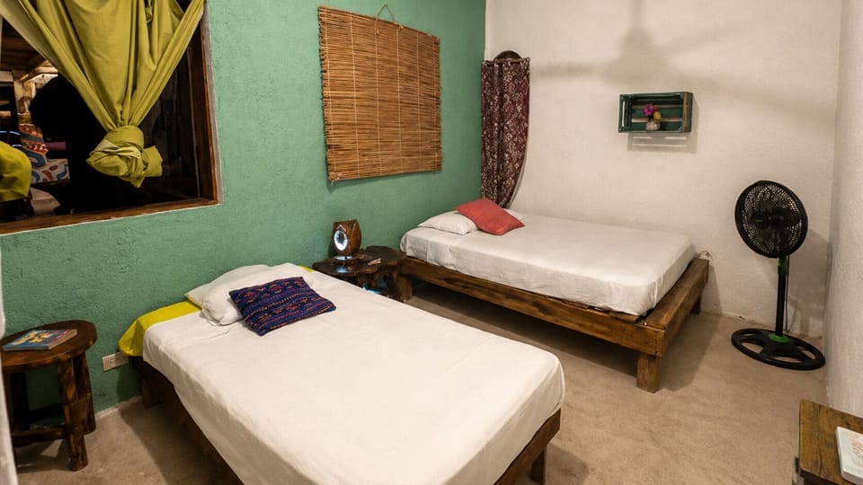Basic Triple Room | WiFi (free)