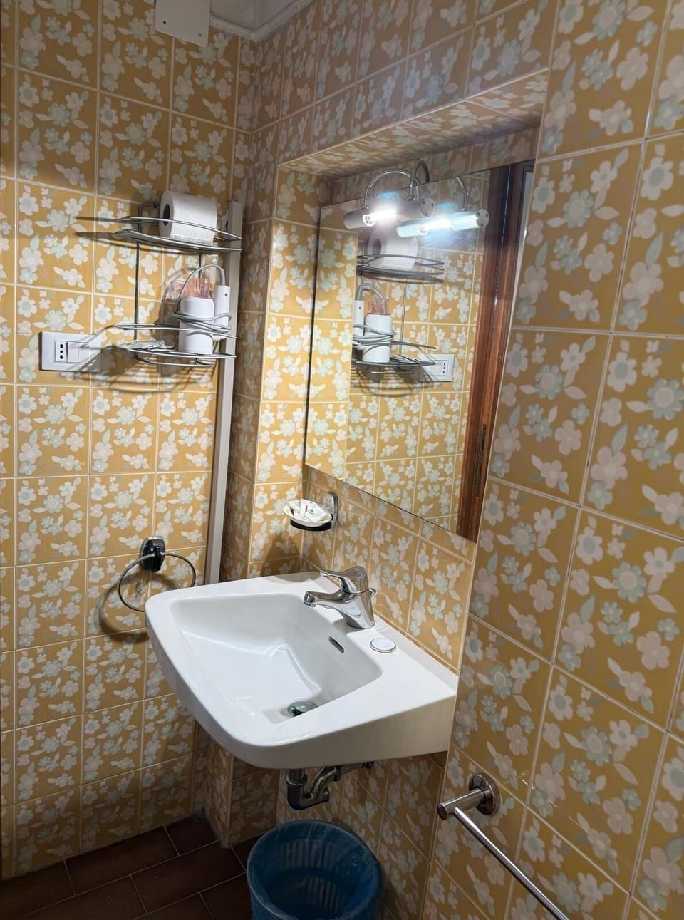 Comfort Quadruple Room, City View | Bathroom | Shower, hair dryer, towels, soap