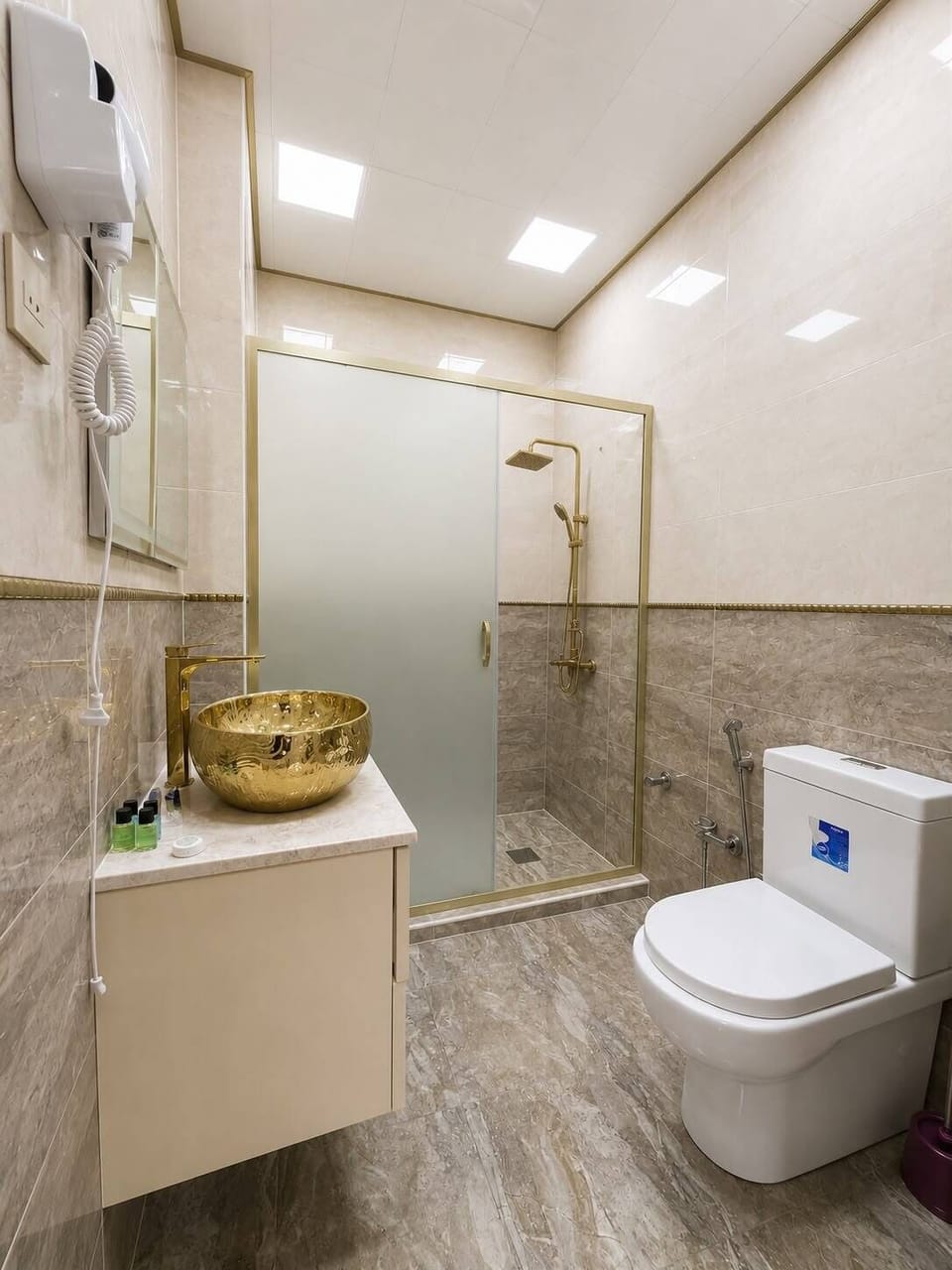 Deluxe Double Room, Balcony, City View | Bathroom | Shower, hair dryer, towels, soap