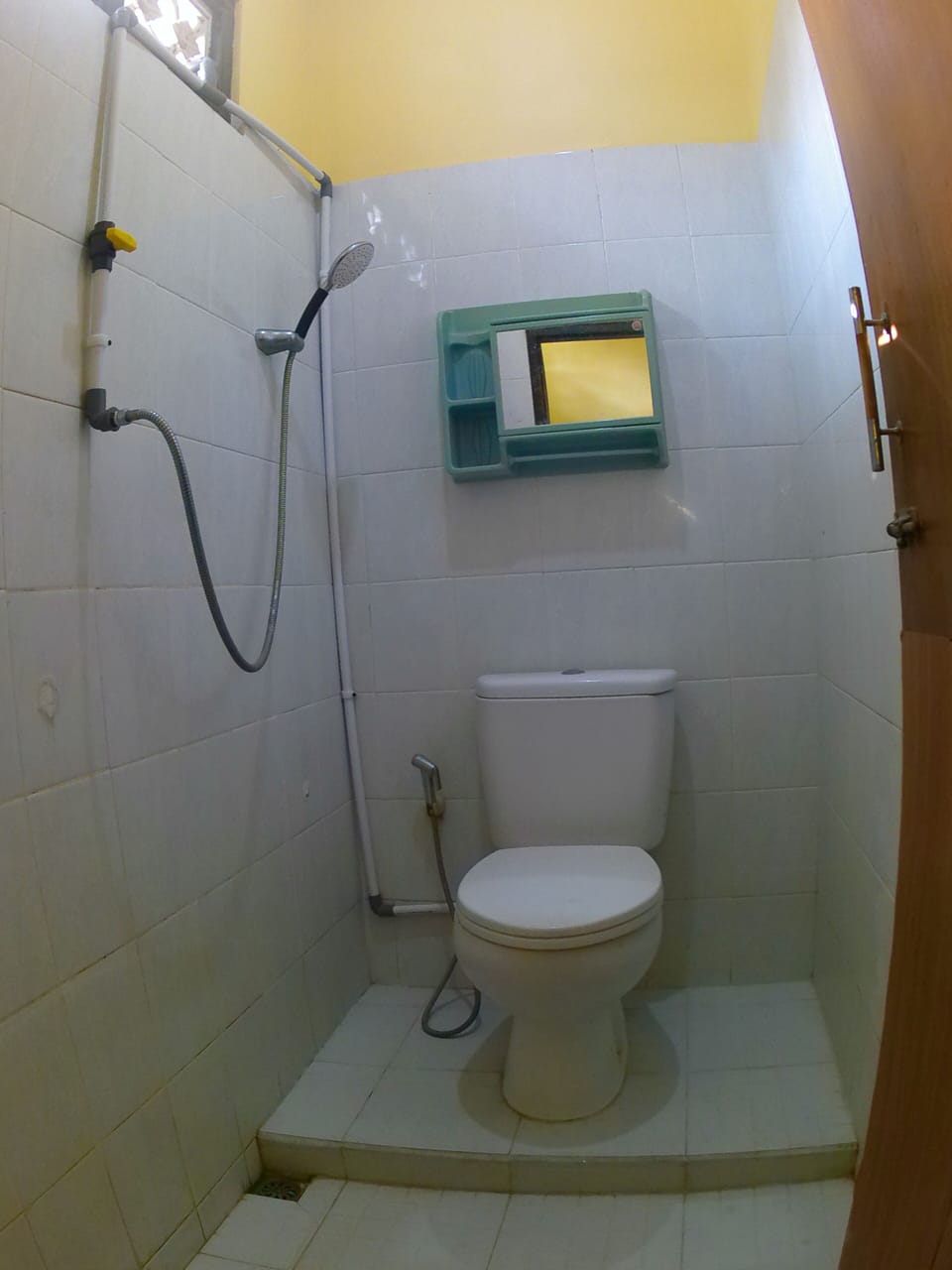 Standard Double Room, Non Smoking, Courtyard View | Bathroom