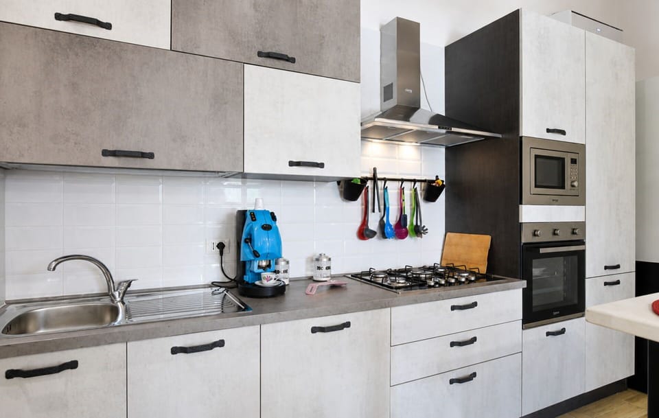 Autumn, Kitchen, Spring, Summer