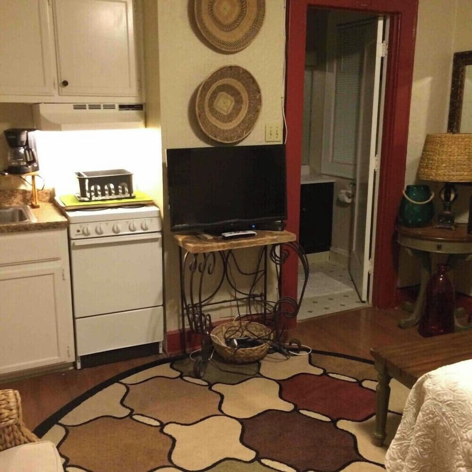 Kitchenette