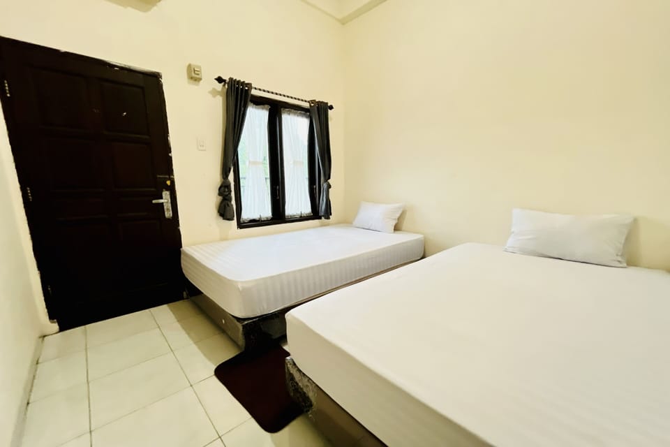 Deluxe Twin Room | WiFi (free), bed sheets