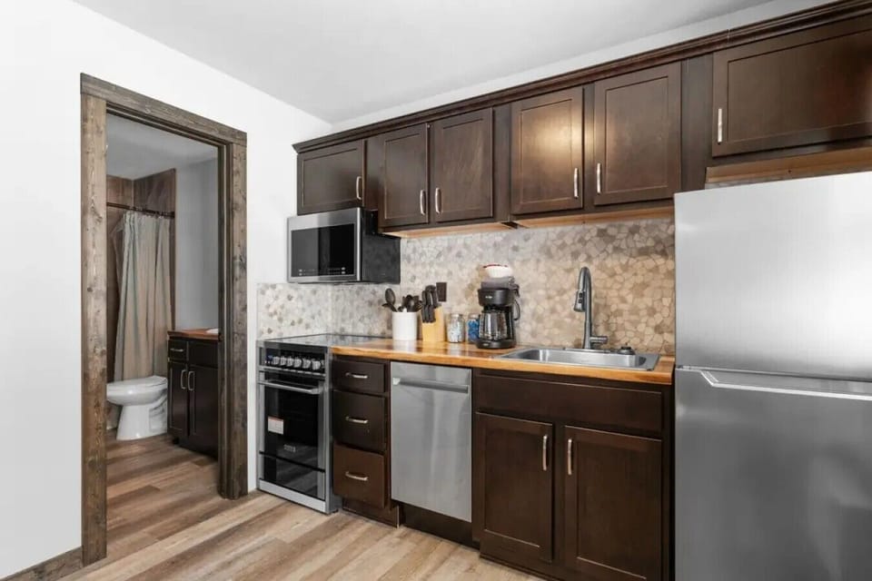 Paddle Inn - Kitchen