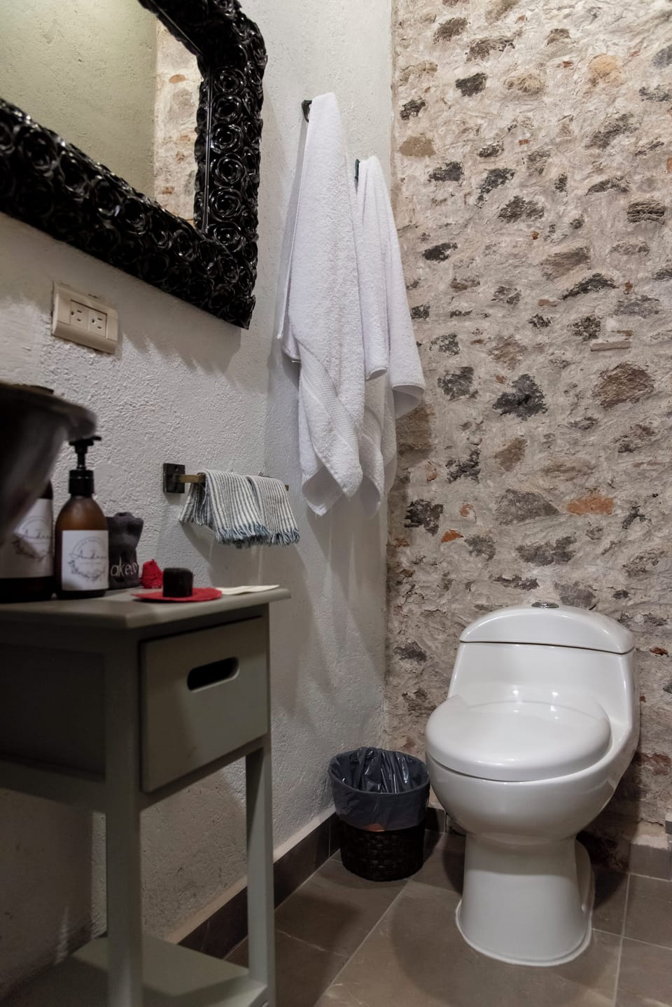 Deluxe Room, Air conditioning, Ground Floor | Bathroom | Shower, hair dryer, towels, soap