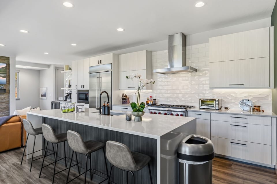 Fully Stocked Chef's Kitchen -
Cook with ease using quality appliances, cookware, serving pieces, and the everyday essentials of a well-appointed kitchen.
