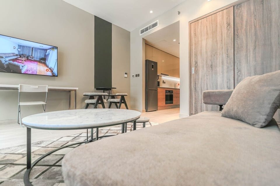 6-Living Area_6