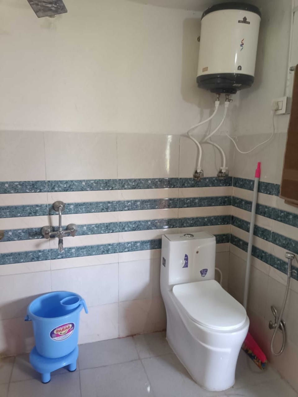 Standard Room | Bathroom | Shower, soap