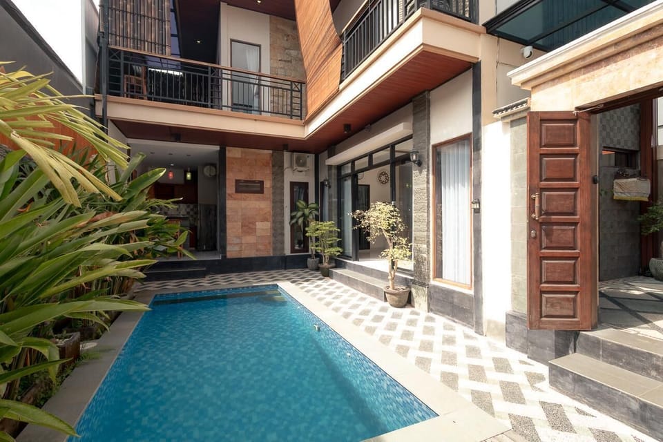 5 indoor pools