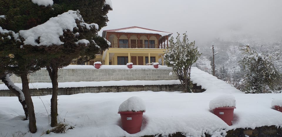 Luxury Double Room, Balcony, Mountain View | Exterior