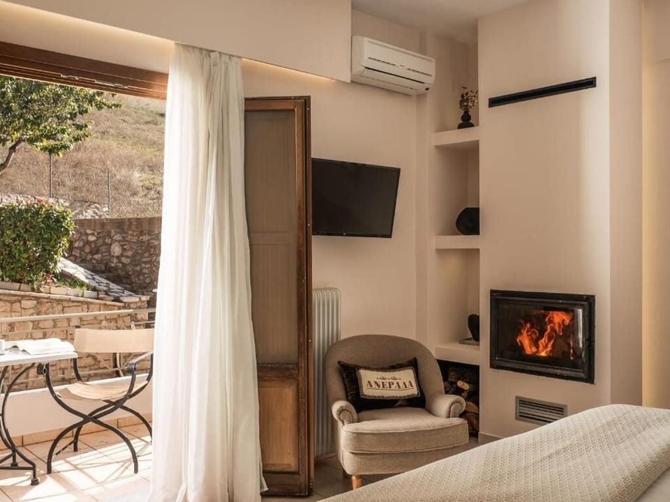 Anerada Hotel Kalavrita Hotel in Peloponnese, Western Greece and the Ionian