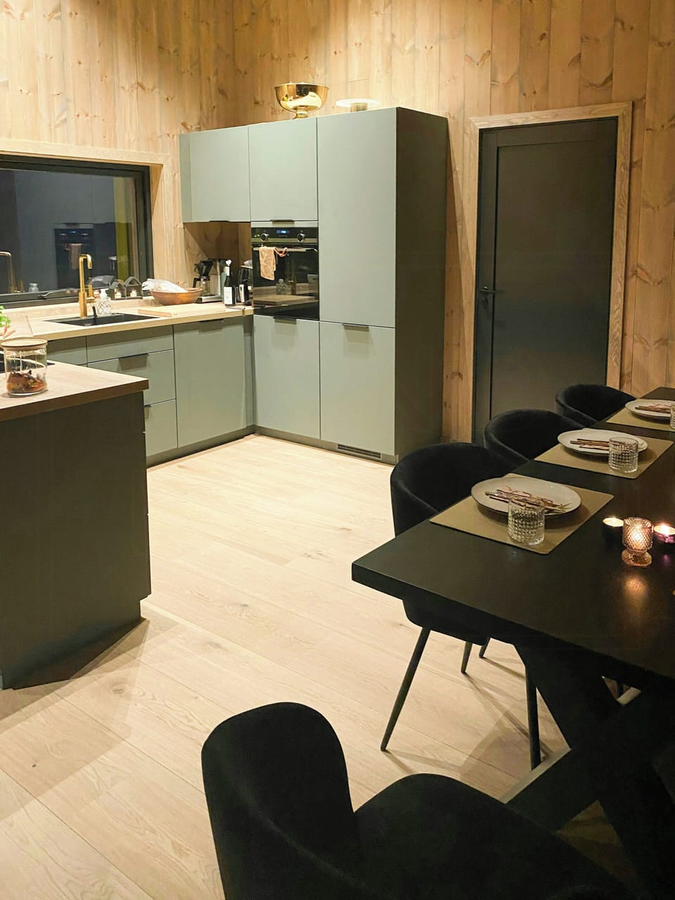 Private kitchen