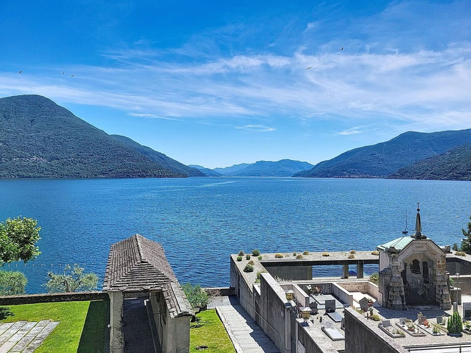 Mountainous Landforms, Body Of Water, Mountain, Hill, Mountain Range, Coastal And Oceanic Landforms, Lake, Hill Station, Valley, Reservoir