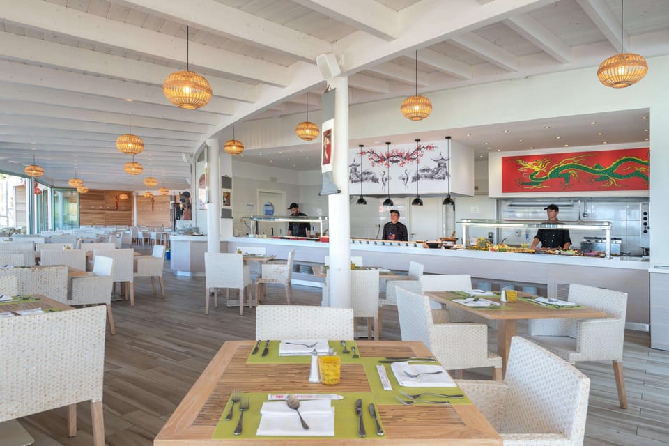 3 restaurants, breakfast, lunch served; local and international cuisine