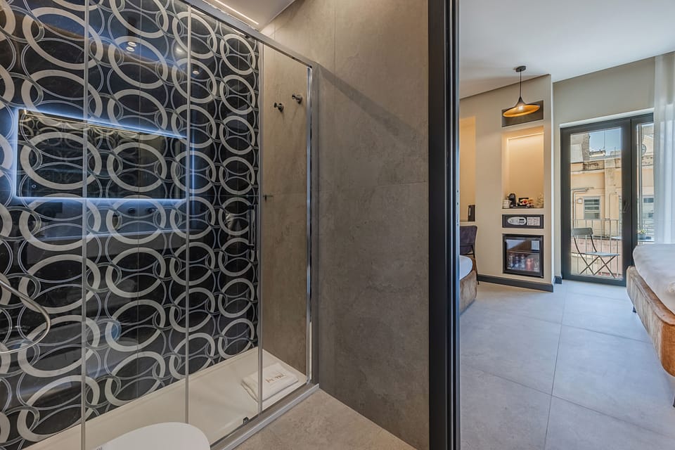 Family Triple Room, Balcony, Courtyard View | Spa