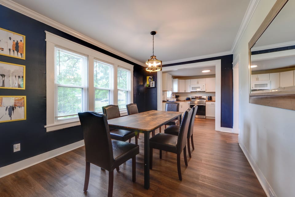 House (5 Bedrooms) | Interior