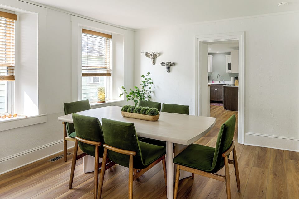 House (4 Bedrooms) | Interior