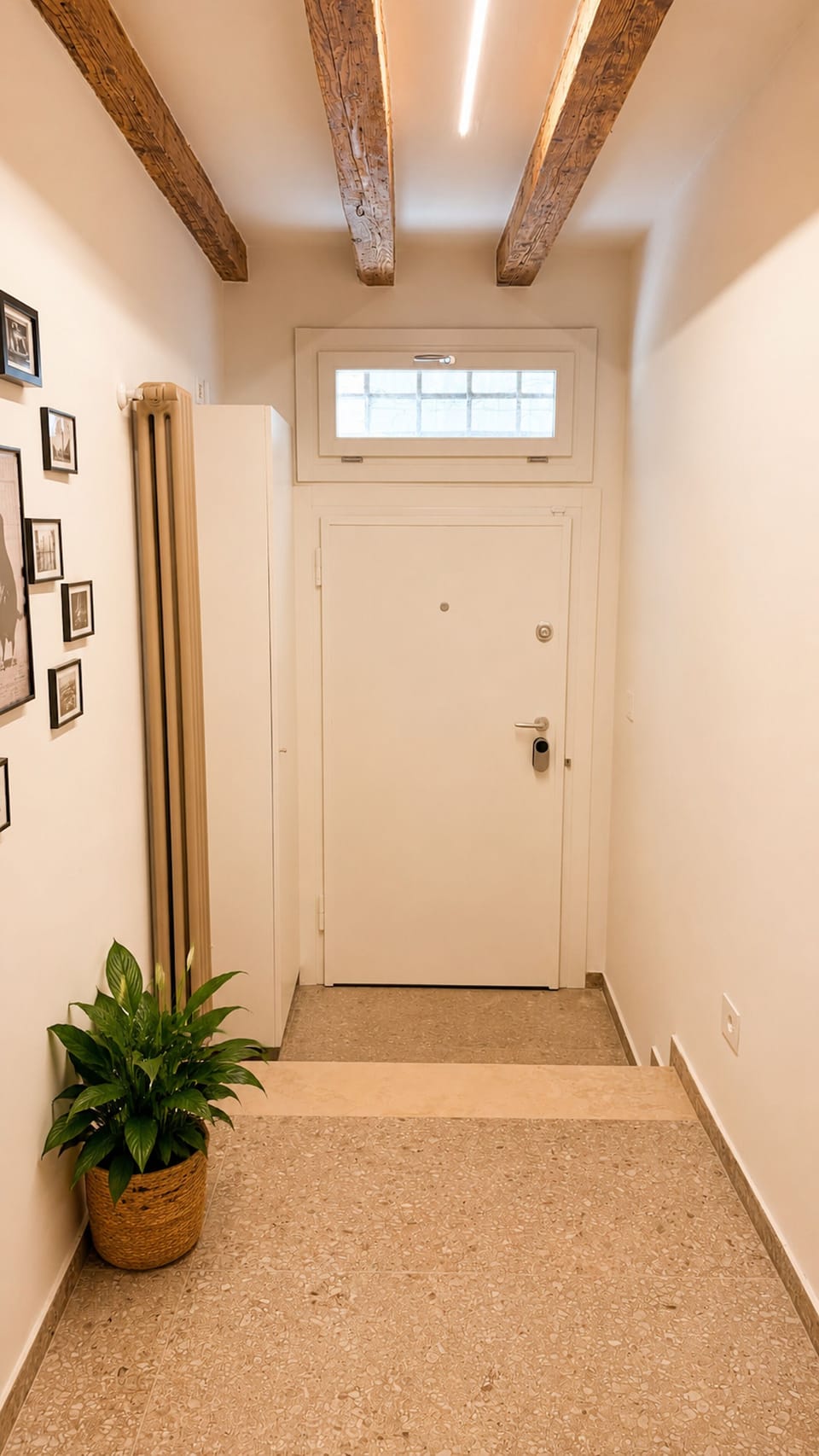 Superior Condo | Interior
