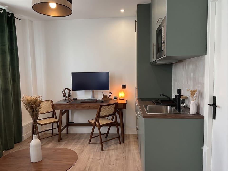 Microwave, oven, stovetop