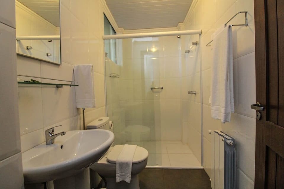 Economy Double or Twin Room, Courtyard View | Bathroom | Shower, hair dryer, towels, soap