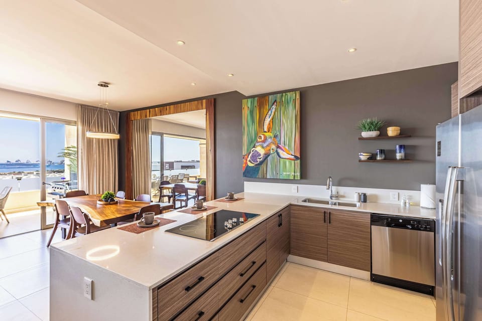 Fully equipped kitchen