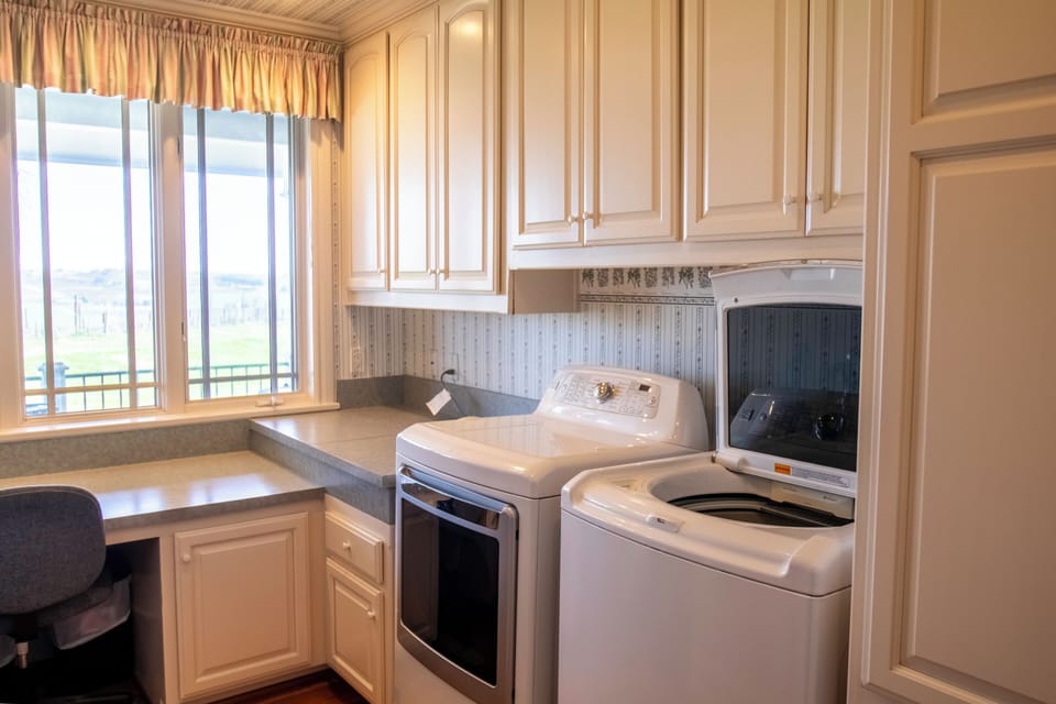 House, Multiple Beds, Patio, Garden View (Santellan Manor) | Private kitchen