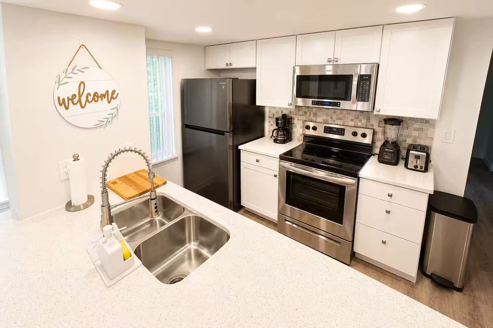 Fully equipped kitchen with a large island.