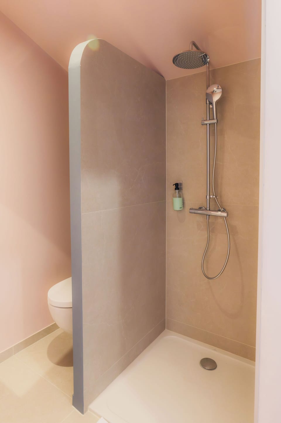 Comfort Double Room | Bathroom | Shower, hair dryer, towels, soap