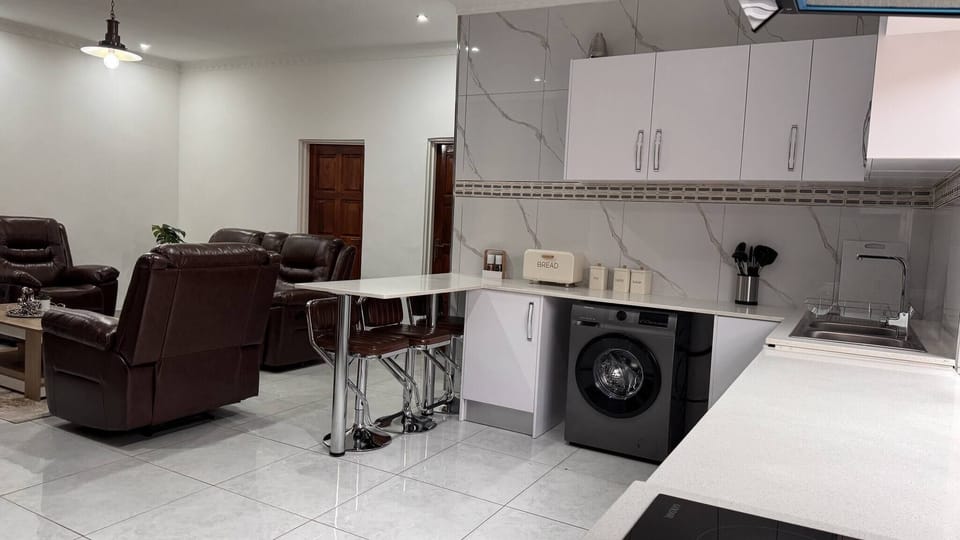 Apartment, 1 Bedroom, Accessible | Private kitchen