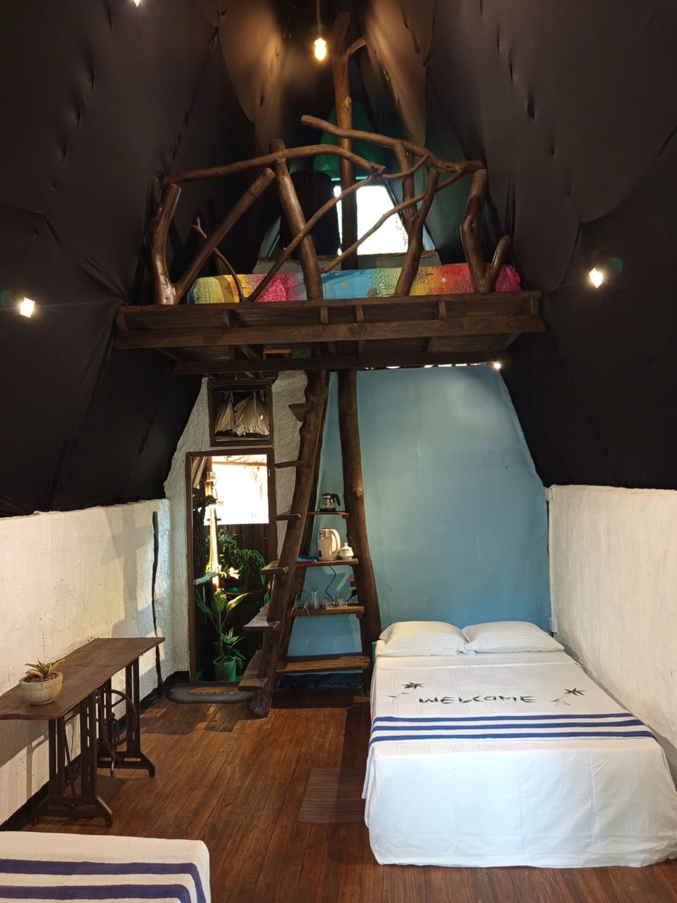 Family Tree House, Balcony, Garden View | Desk, laptop workspace, iron/ironing board, WiFi (free)