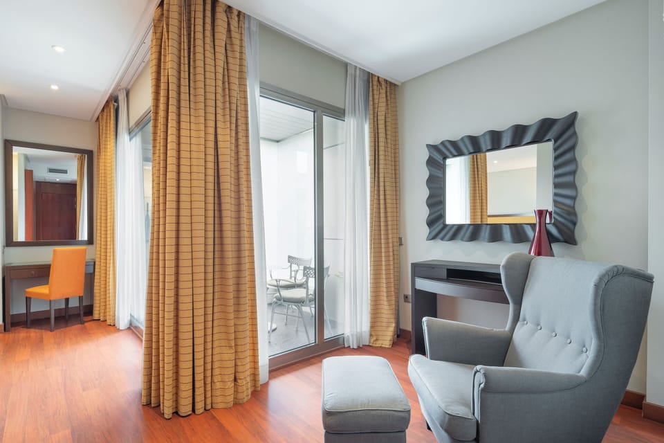 1 bedroom, minibar, in-room safe, desk