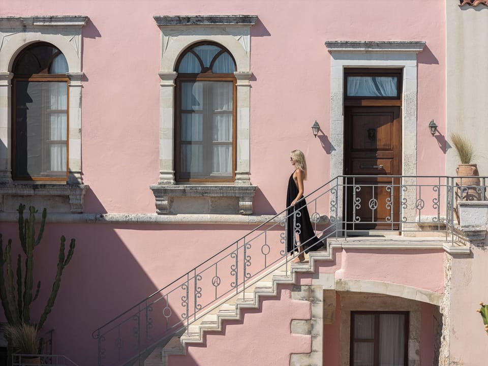 Timeless Venetian elegance with modern island comfort.