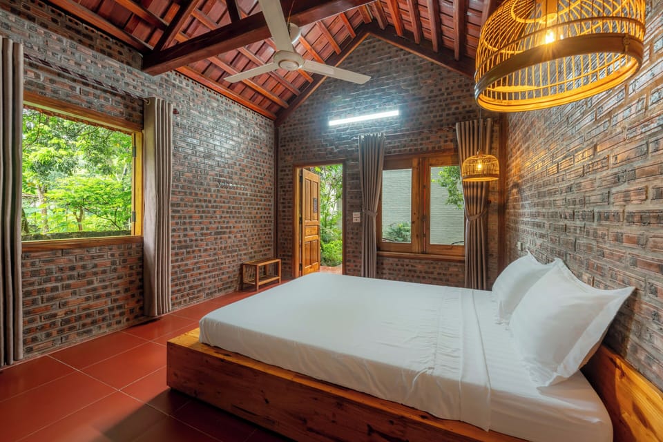 Deluxe Double Room, Pool View | Premium bedding, pillowtop beds, in-room safe, desk