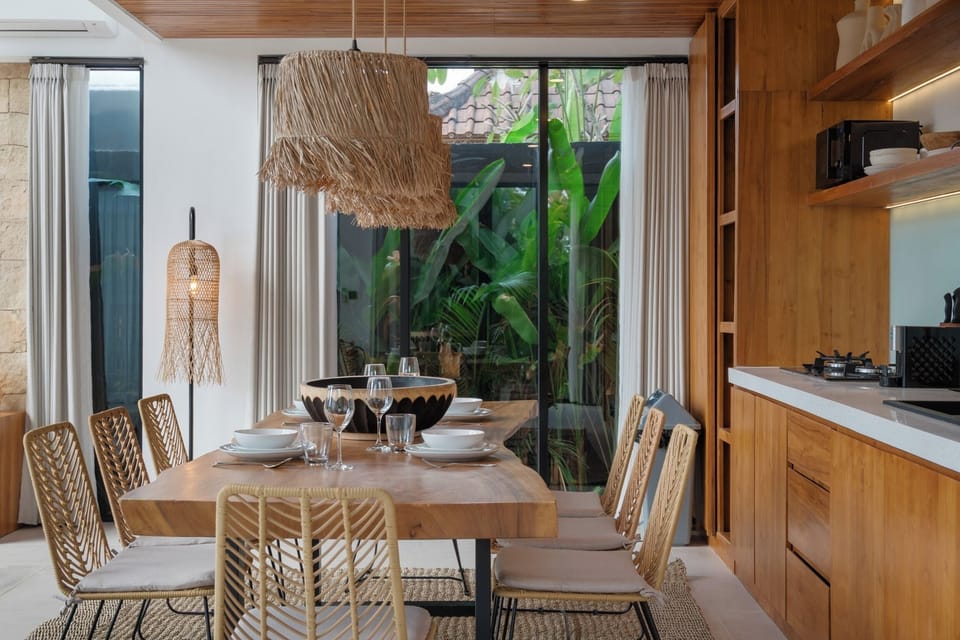 Villa | Dining room