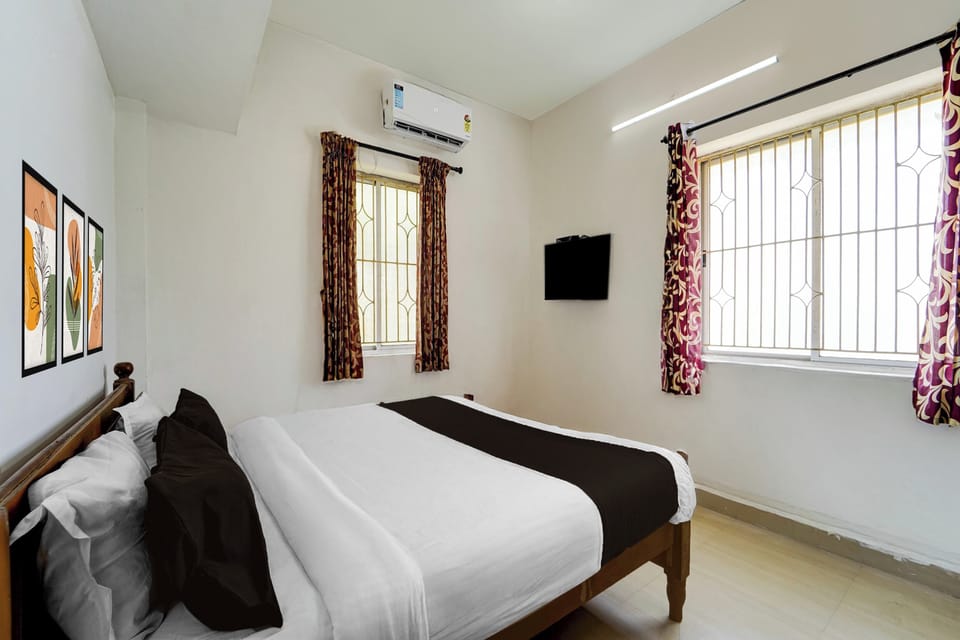 Classic Room | Desk, WiFi (free), bed sheets