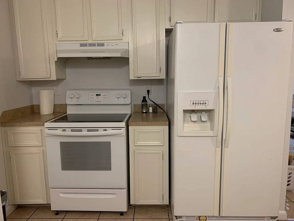 House, 3 Bedrooms, Accessible, Balcony | Private kitchen