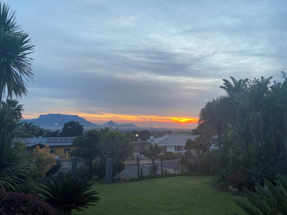 House, 3 Bedrooms, Patio, Garden View | Property grounds