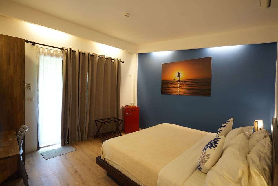 Deluxe Double Room, Pool View | In-room safe, blackout drapes, WiFi (free)