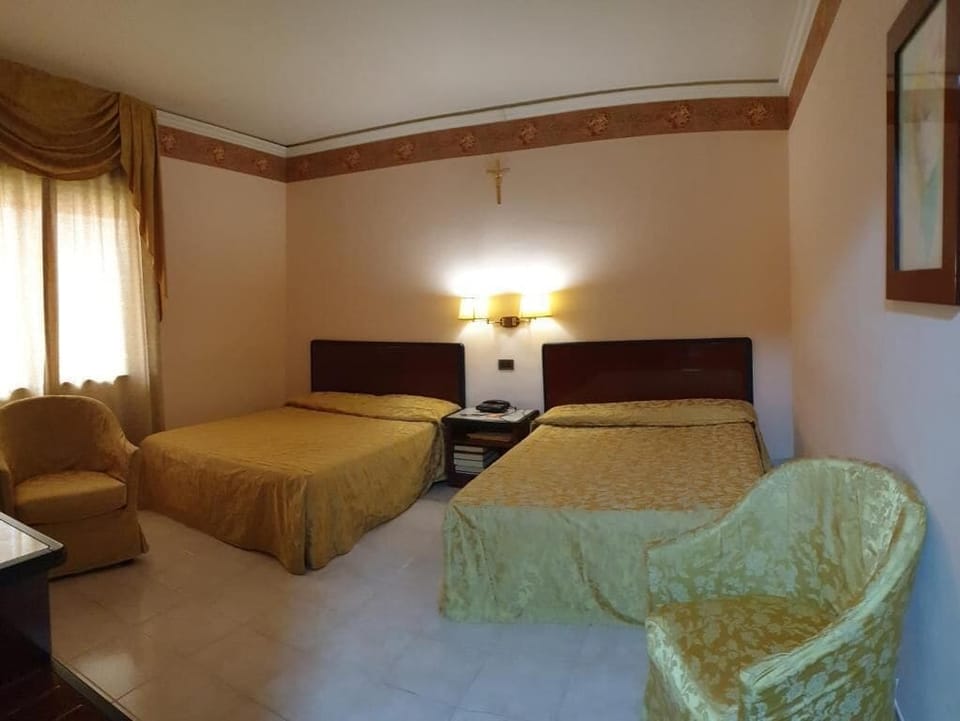In-room safe, desk, blackout drapes, WiFi (free)