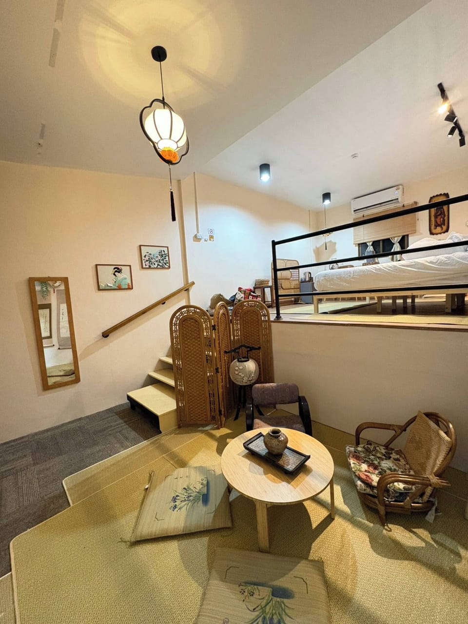 Room, 1 Bedroom, Balcony | Living room