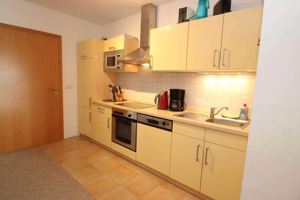 Apartment | Private kitchen | Highchair