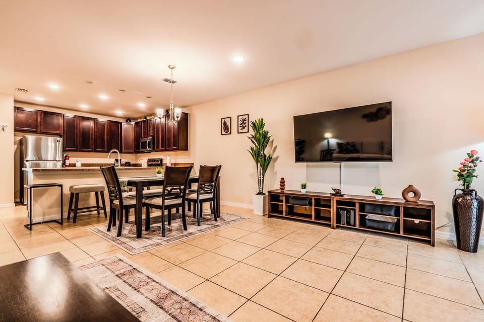 House, 3 Bedrooms, Patio | Dining